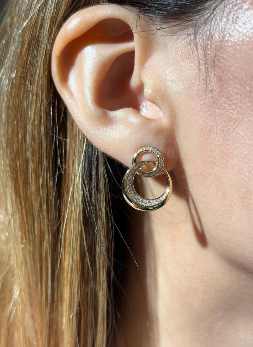 Classy Drop Diamond Earrings in 14k Yellow Gold