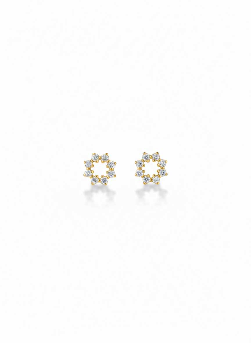 Diamond Star Earring Studs in 14K Yellow Gold