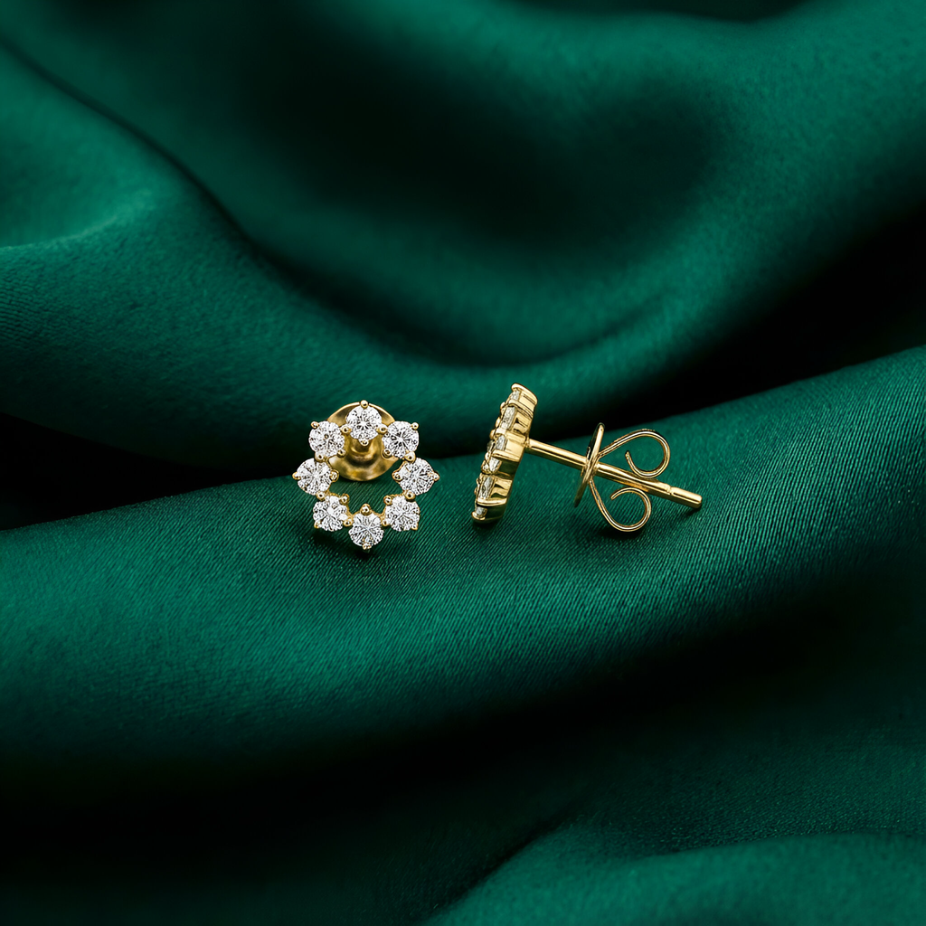 Diamond Star Earring Studs in 14K Yellow Gold