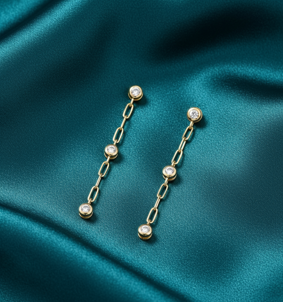 Drop Diamond Earrings in 14k Yellow Gold