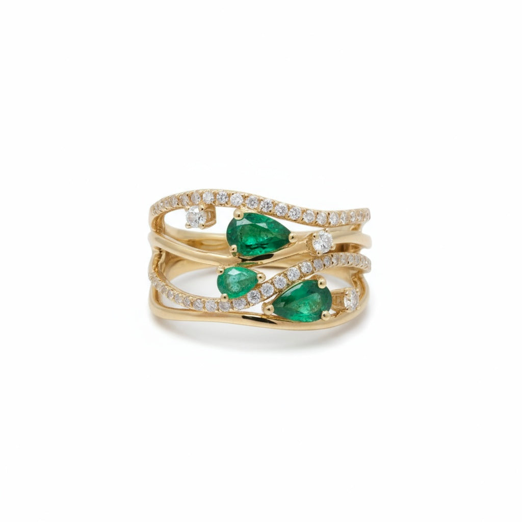 Diamond Emerald Ring in 14K Yellow Gold