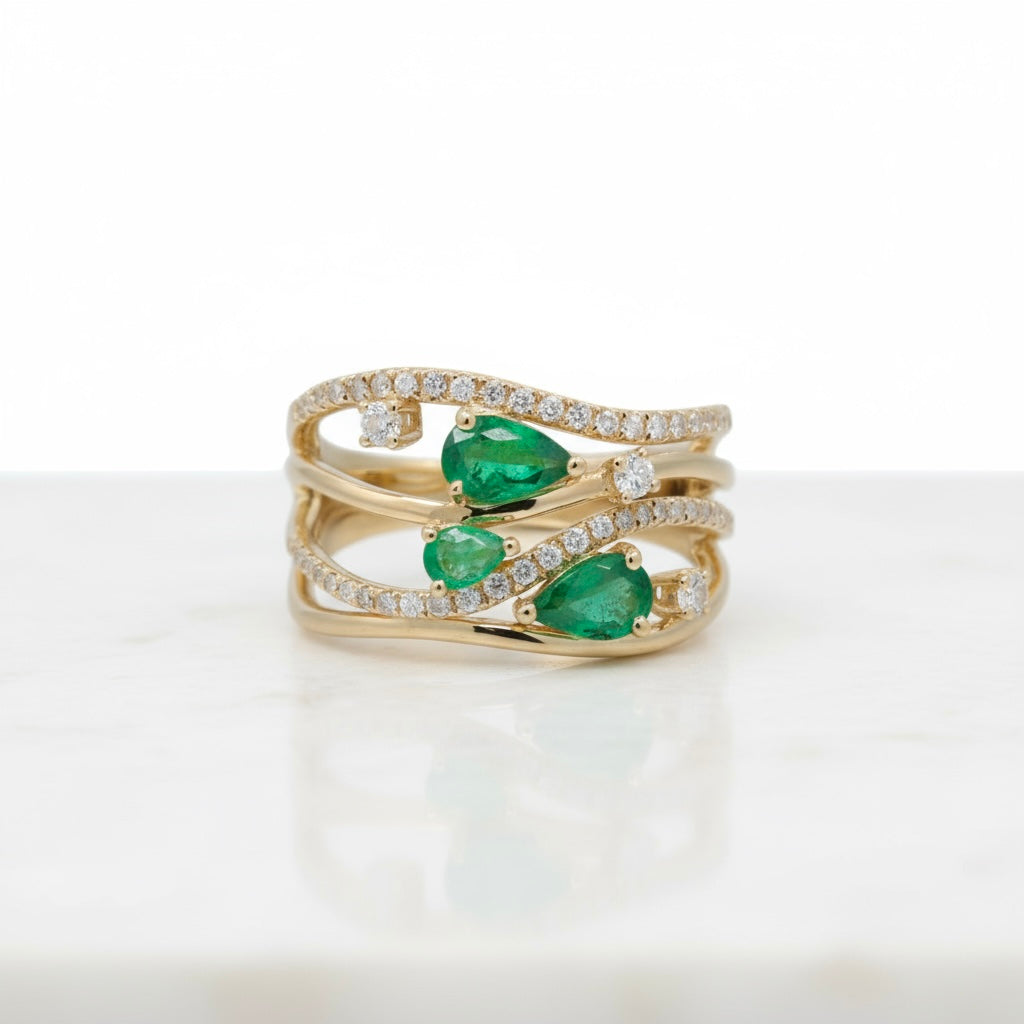 Diamond Emerald Ring in 14K Yellow Gold