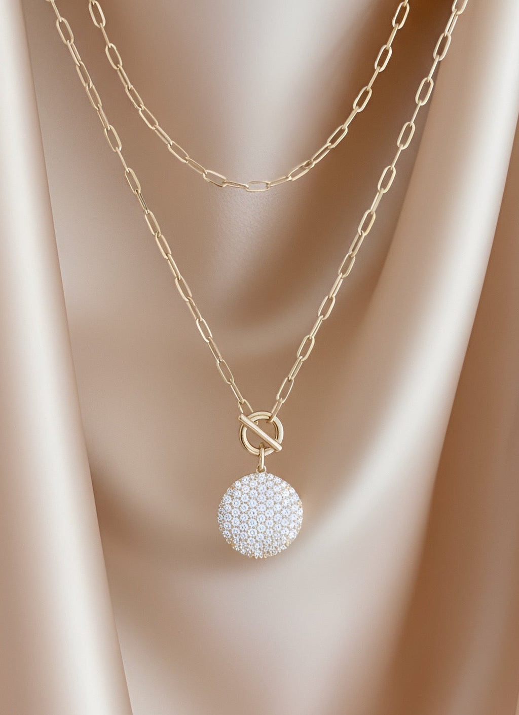 Diamond Circle Toggle Necklace in 18K Yellow Gold – 0.71 CTW Natural Diamonds