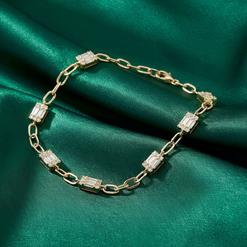 Baguette Diamond Bracelet in 14K Yellow Gold