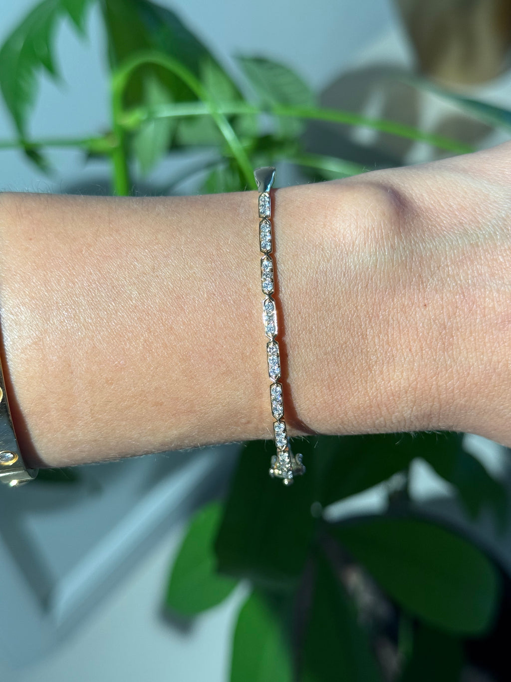 Solid Diamond Bangle Bracelet in 14K Yellow Gold – 0.70 CTW Natural Diamonds
