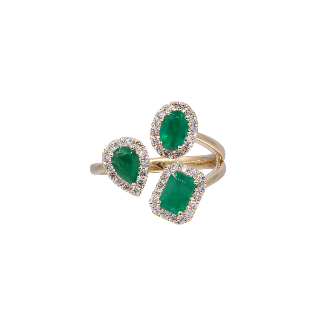 Emerald Diamond Ring in 18K Yellow Gold