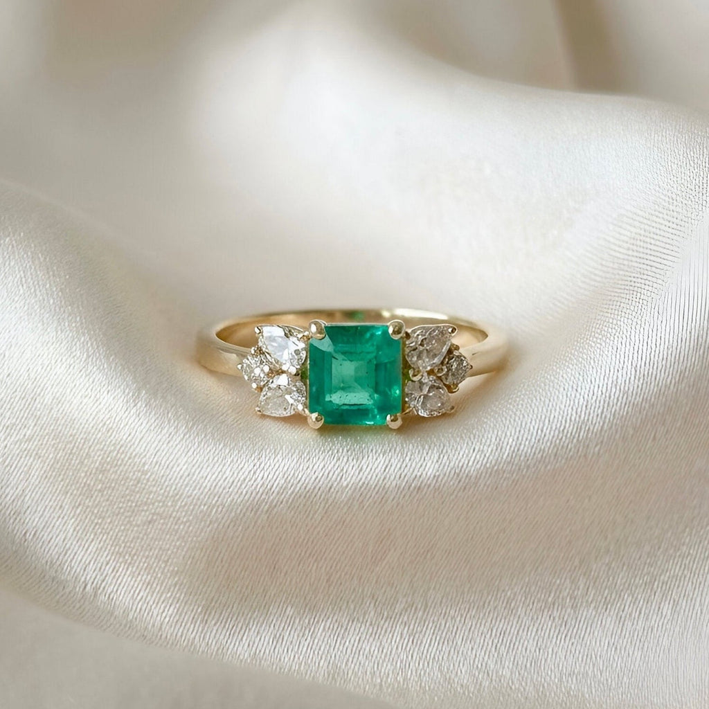 Diamond Emerald Ring in 18K Yellow Gold