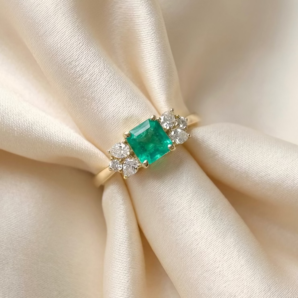 Diamond Emerald Ring in 18K Yellow Gold