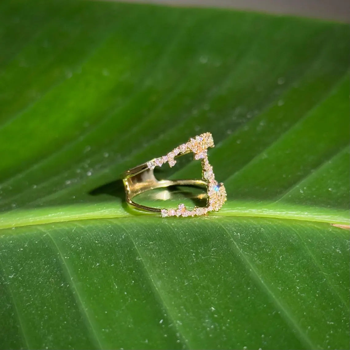 Classy Diamond Ring in 14k Yellow Gold