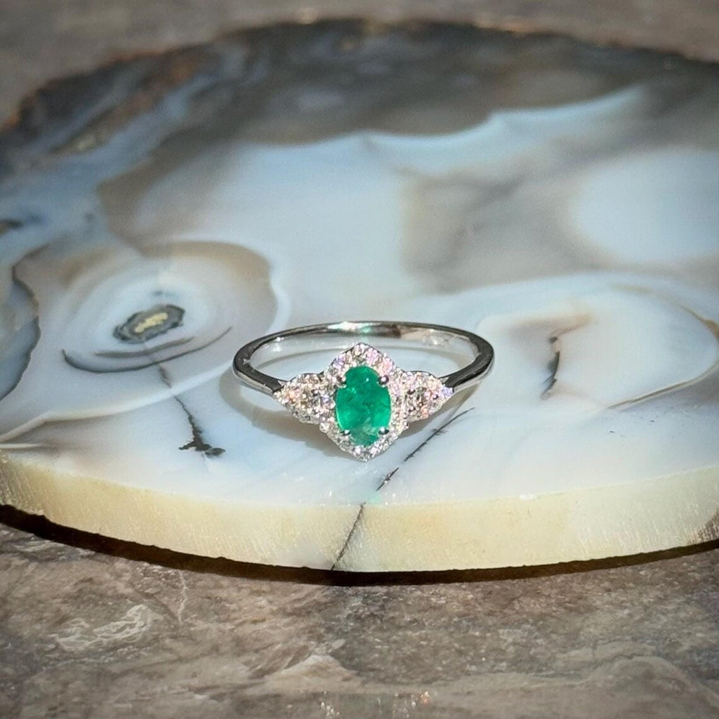 Emerald Diamond Ring in 14k White Gold