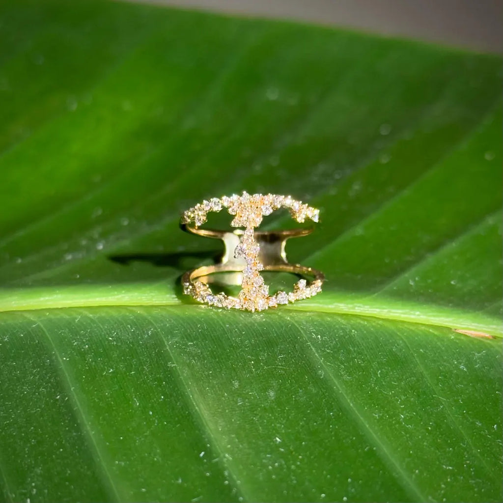 Classy Diamond Ring in 14k Yellow Gold