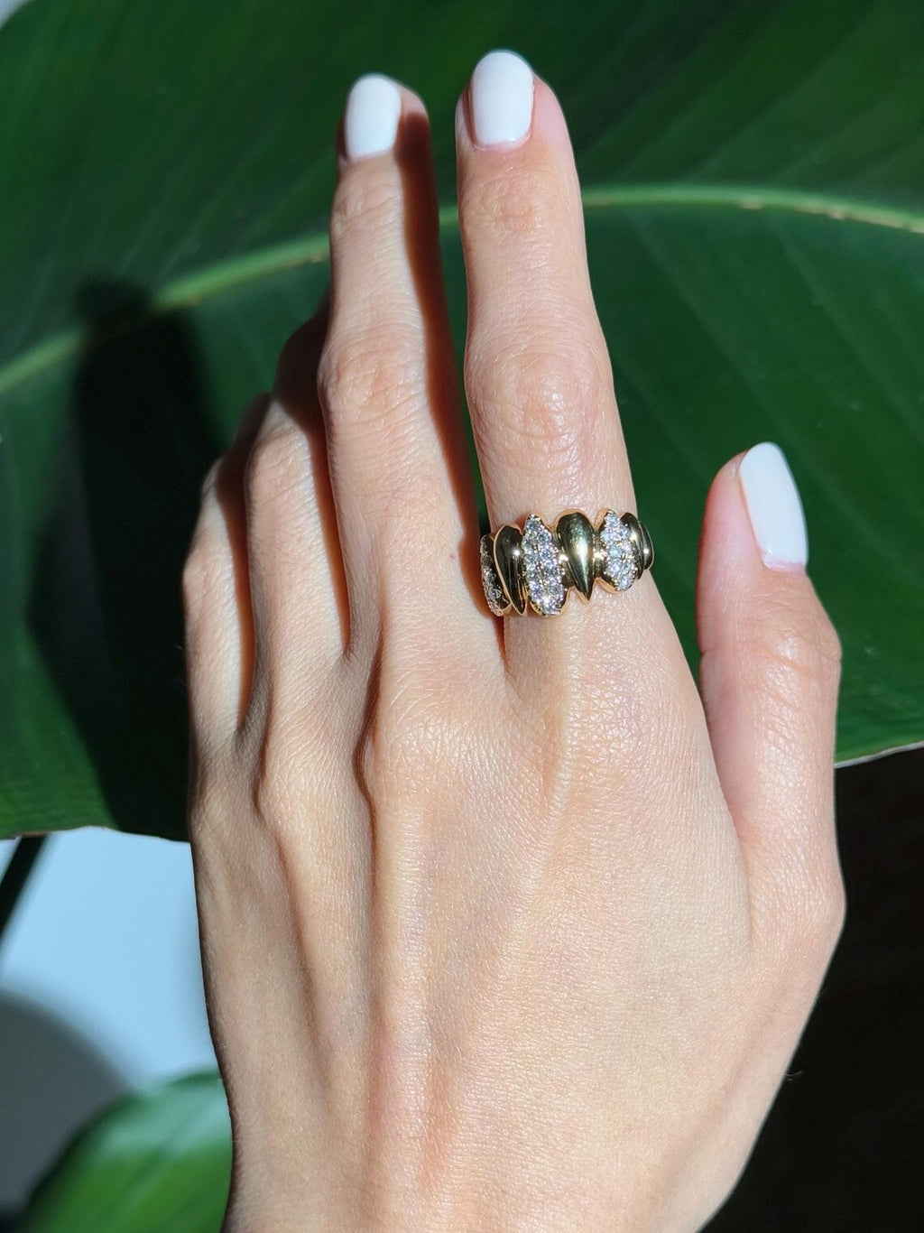 Pebble Diamond Ring in 14k Yellow Gold