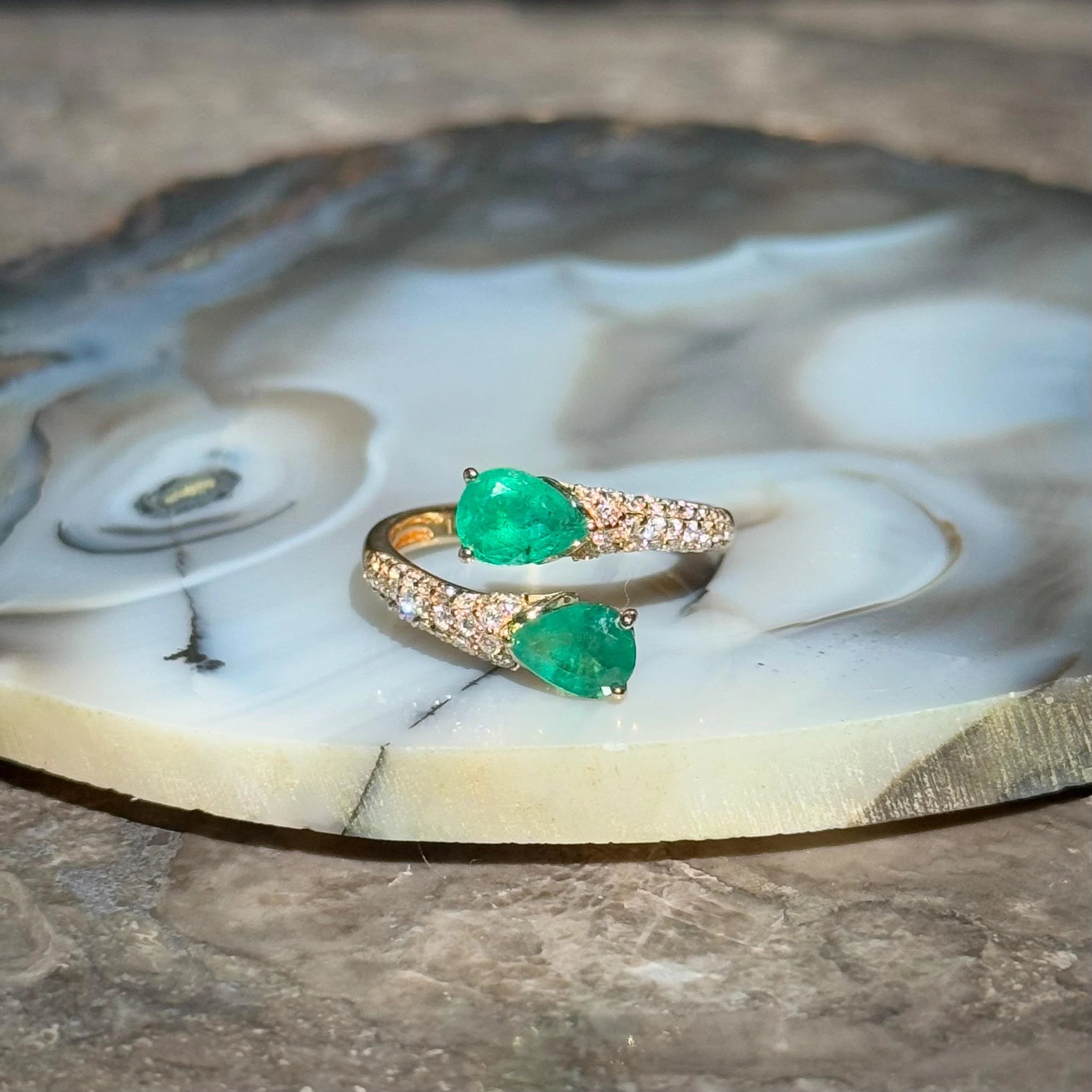 Toi et Moi Emerlad Diamond Ring in 14k Yellow Gold Size 7