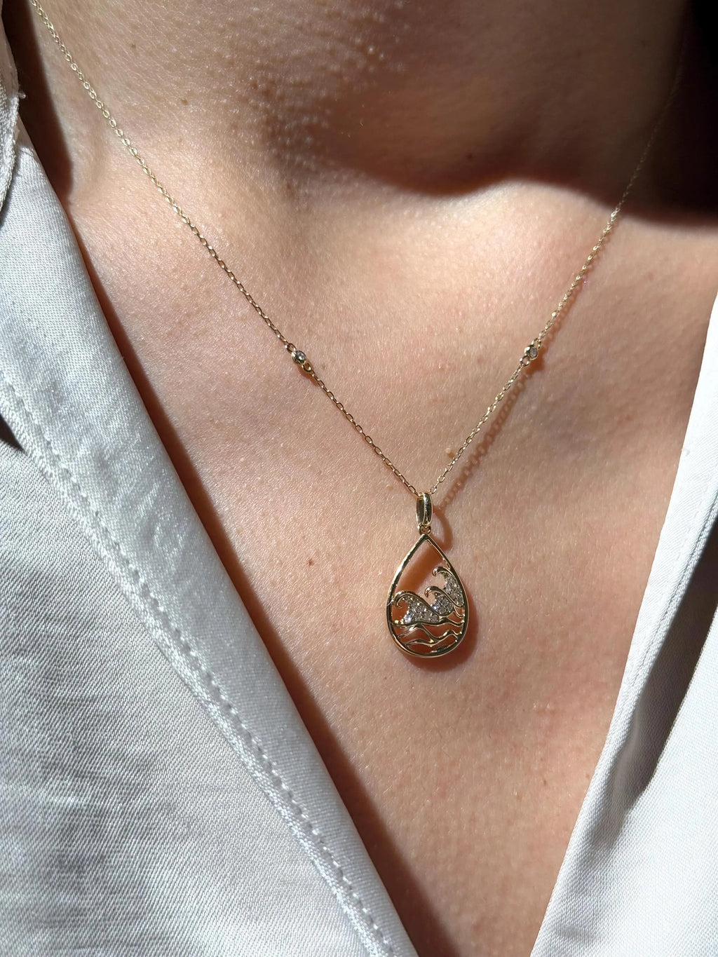 Diamond Ocean Waves Necklace in 14k Yellow Gold