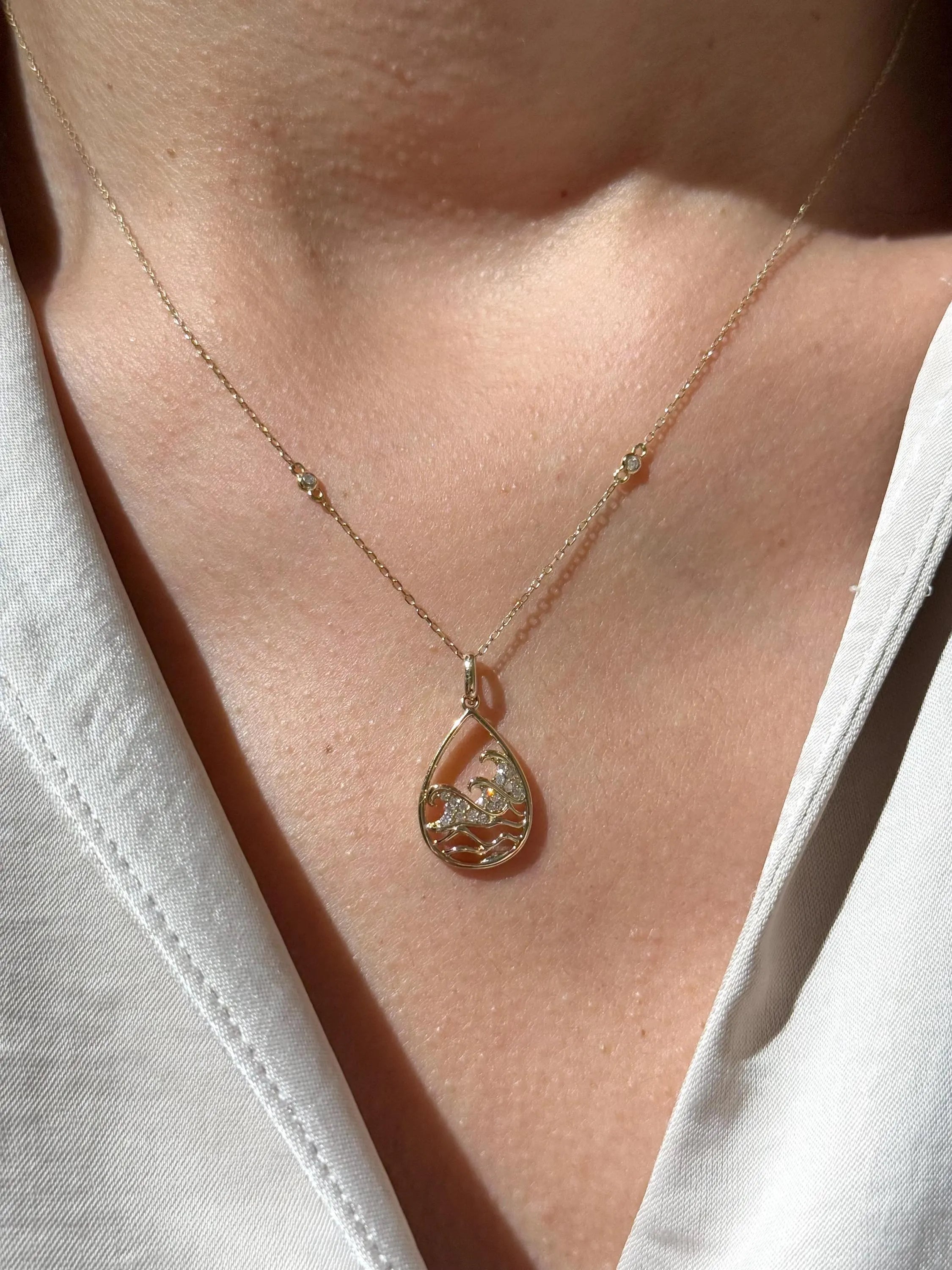 Diamond Ocean Waves Necklace in 14k Yellow Gold