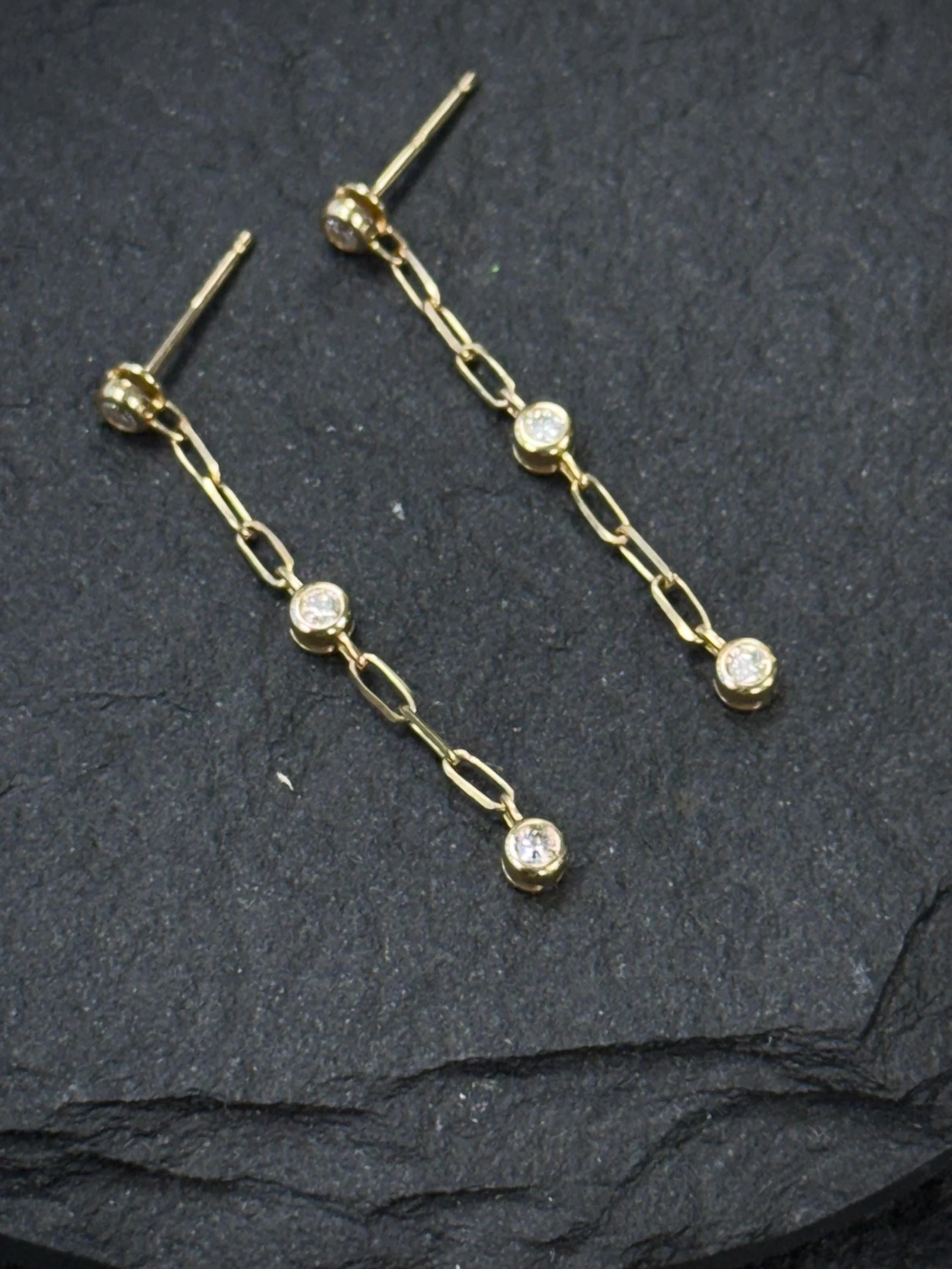 Drop Diamond Earrings in 14k Yellow Gold