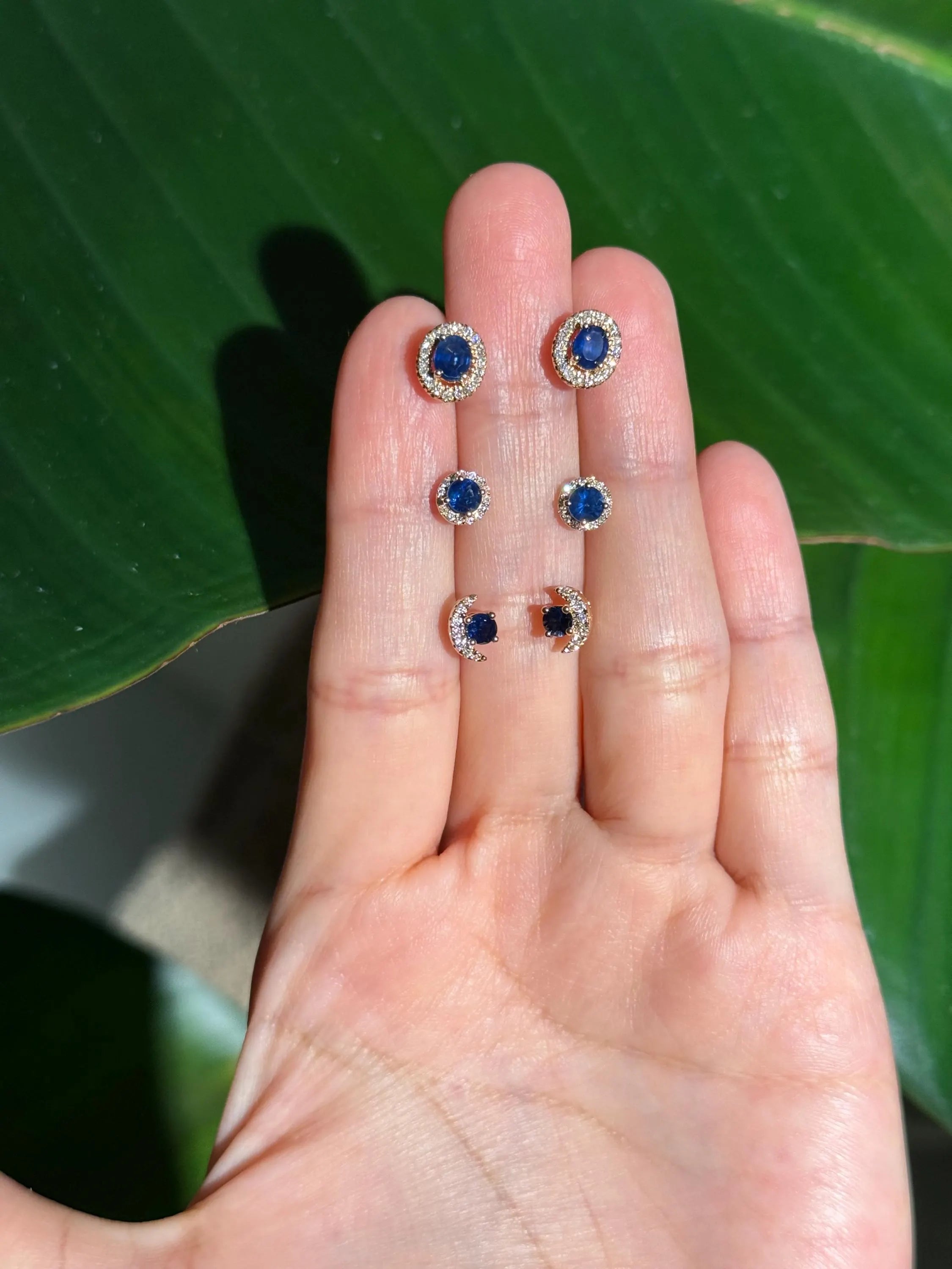 Sapphire Diamond Halo Stud Earrings in 14k Yellow Gold