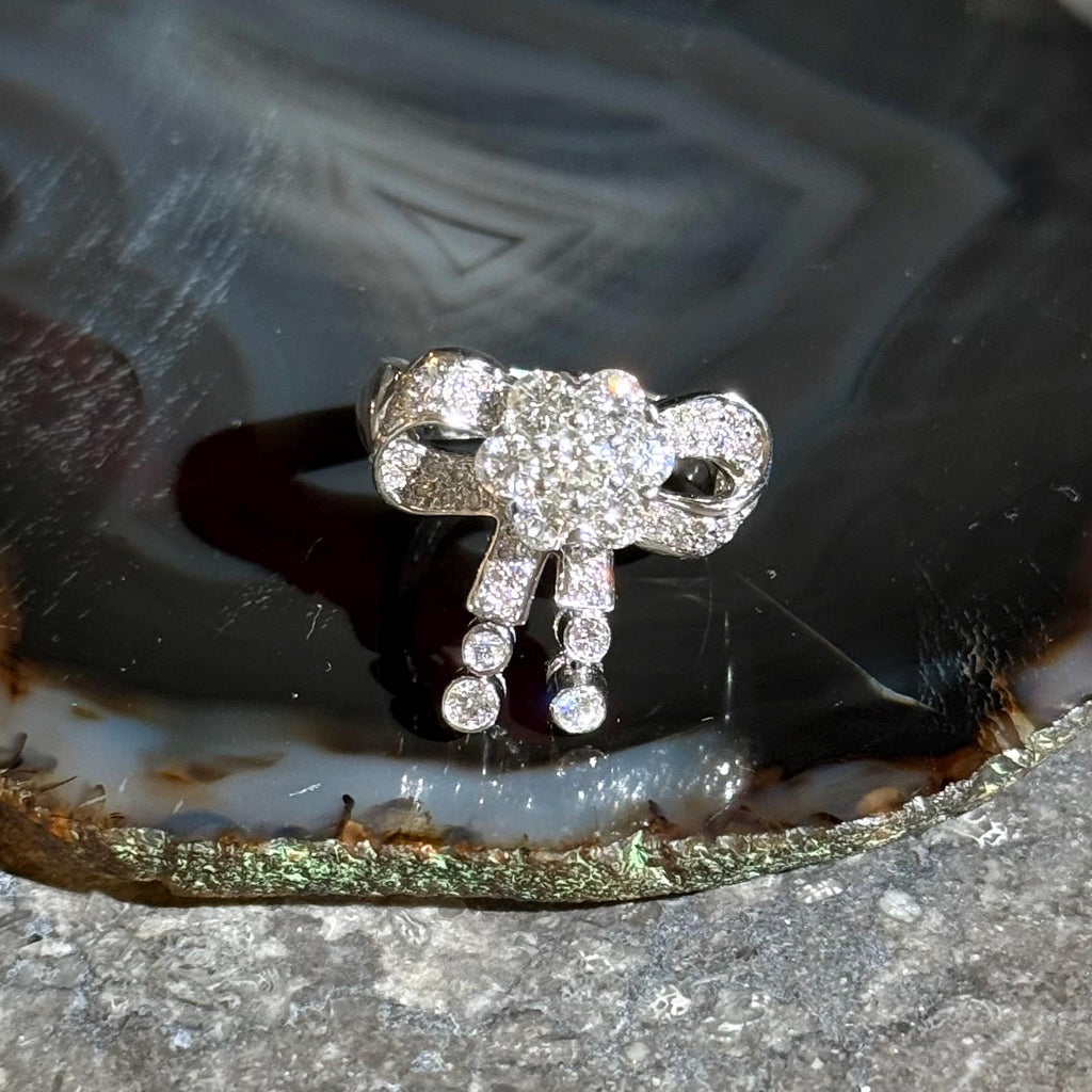 Diamond Ribbon Ring in 18k White Gold