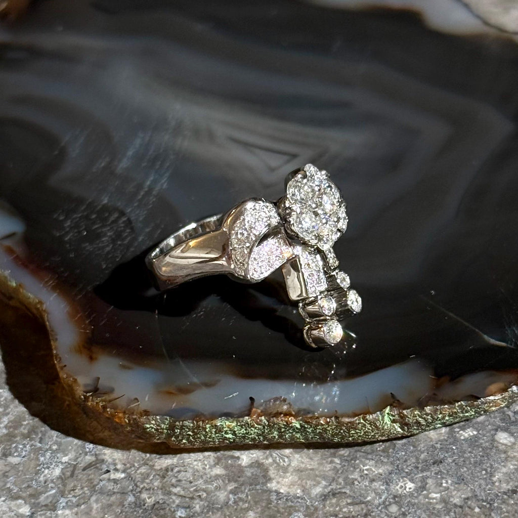 Diamond Ribbon Ring in 18k White Gold