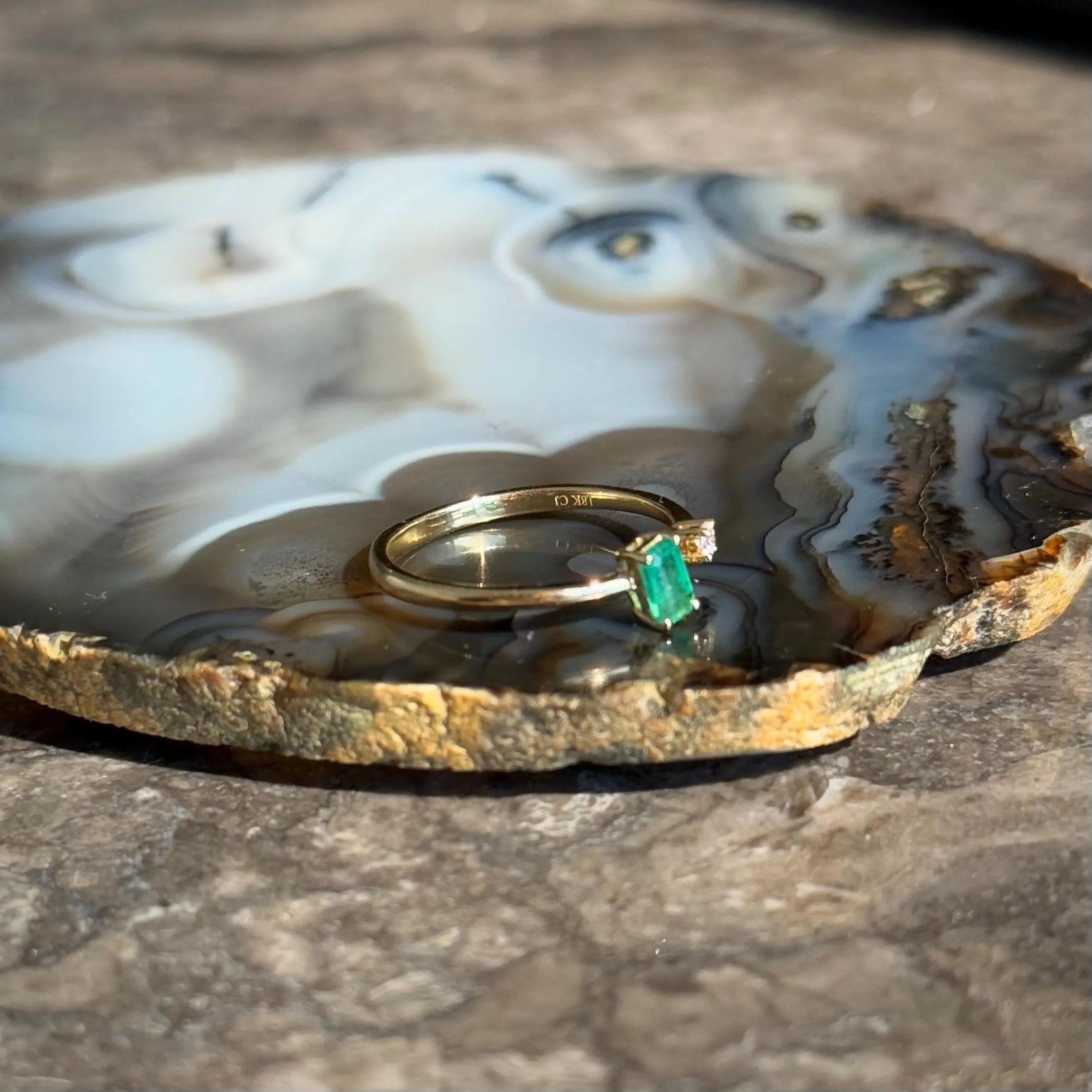 Toi et Moi Emerald Diamond Ring in 18k Yellow Gold