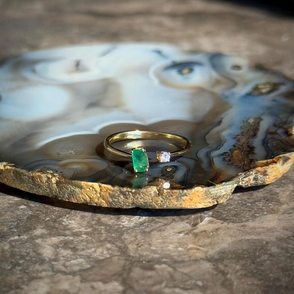 Toi et Moi Emerald Diamond Ring in 18k Yellow Gold