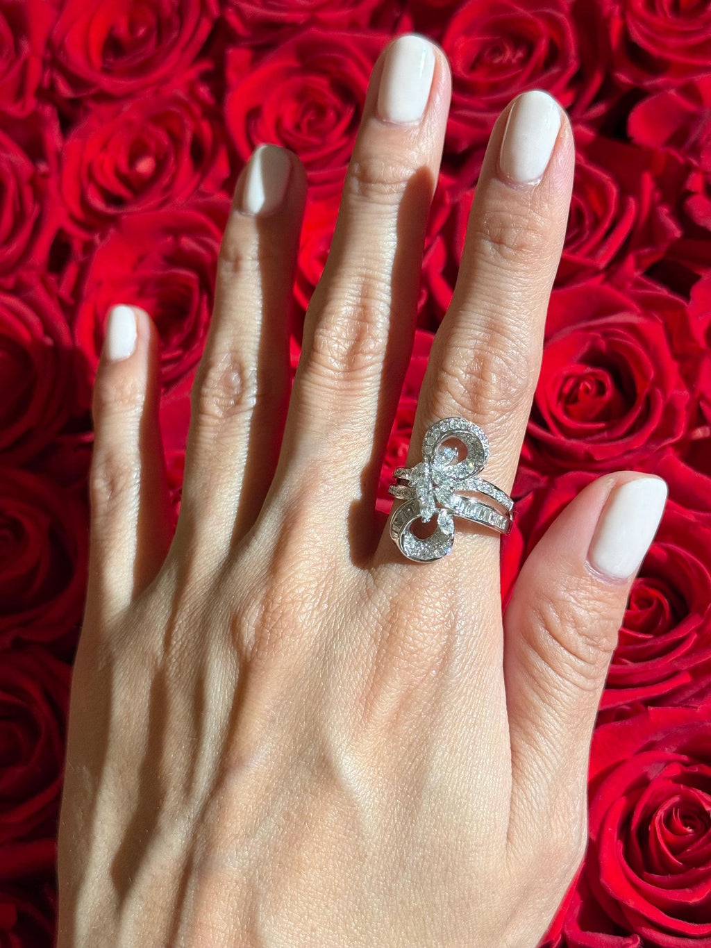 Art Deco Diamond Ring in 18k White Gold