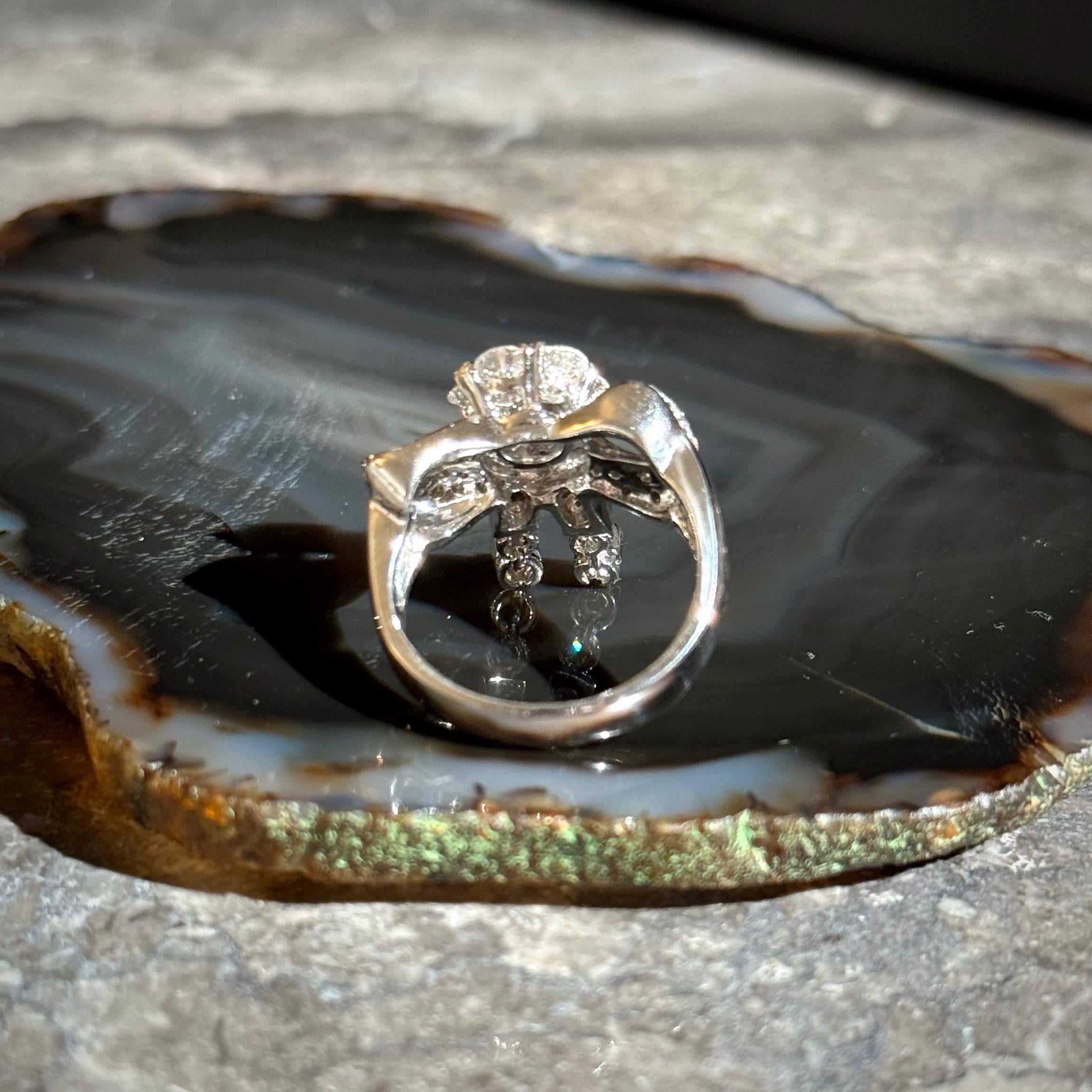 Diamond Ribbon Ring in 18k White Gold