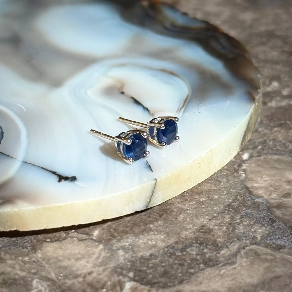Round Sapphire Stud Earrings in 14k White Gold