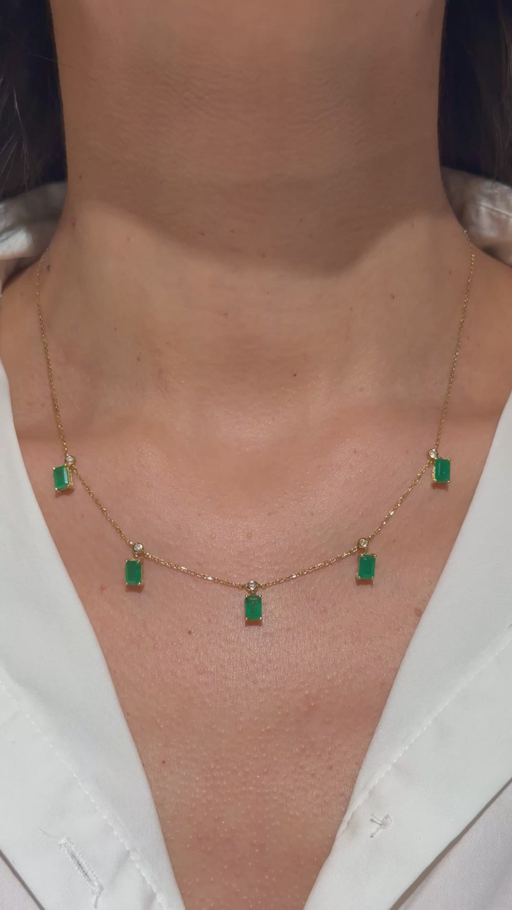 Diamond Emerald Necklace in 18K Yellow Gold