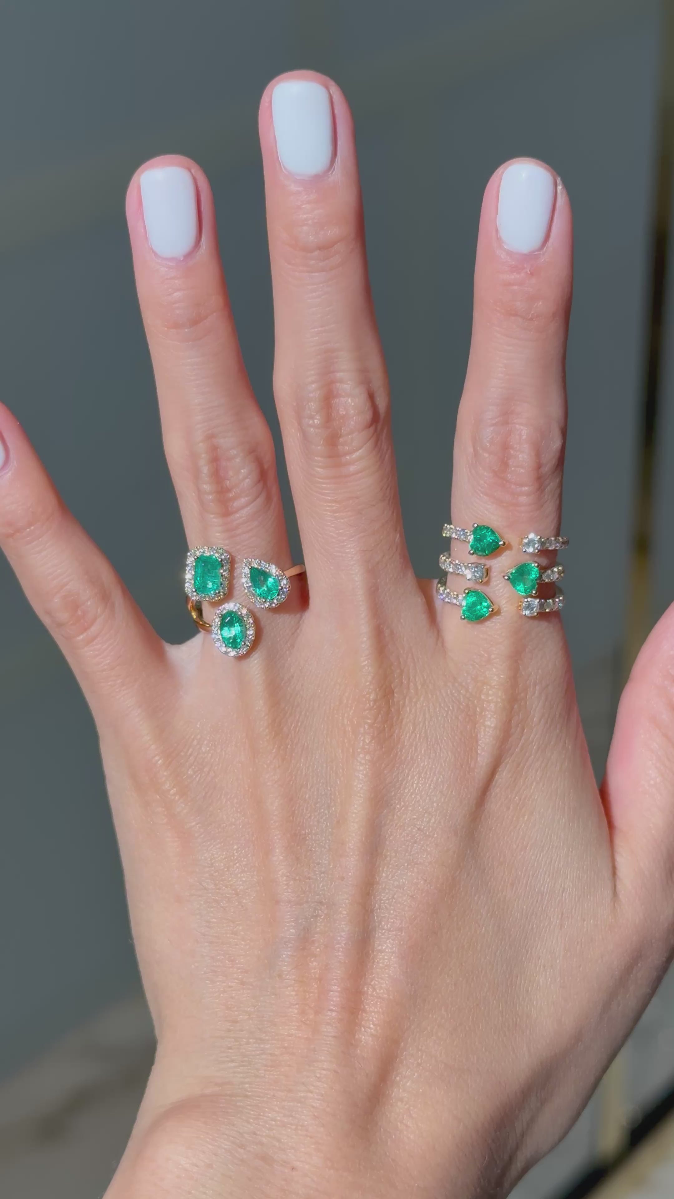 Emerald Diamond Ring in 18K Yellow Gold