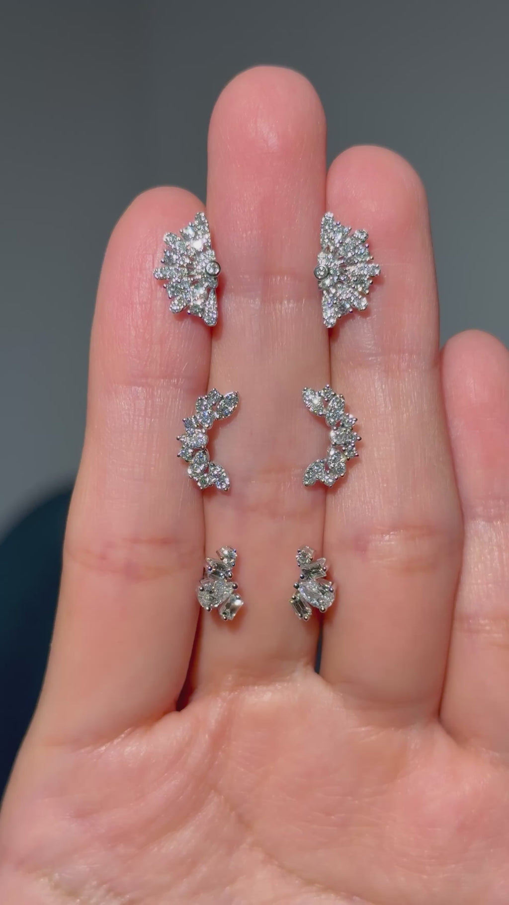 Diamond Abanico Earrings in 14K White Gold